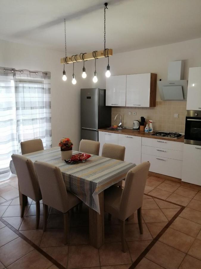 Ferienwohnung Deny Zaboric Exterior foto