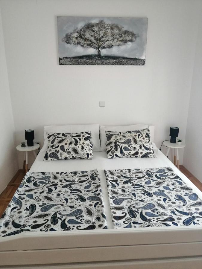 Ferienwohnung Deny Zaboric Exterior foto