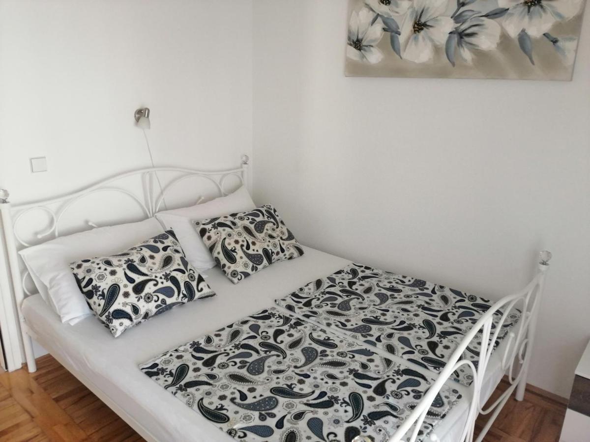 Ferienwohnung Deny Zaboric Exterior foto